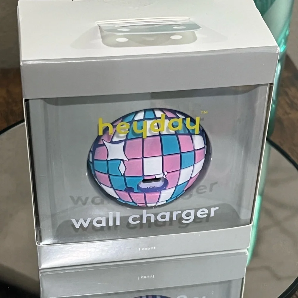 Heyday Disco Ball Wall Charger, new!